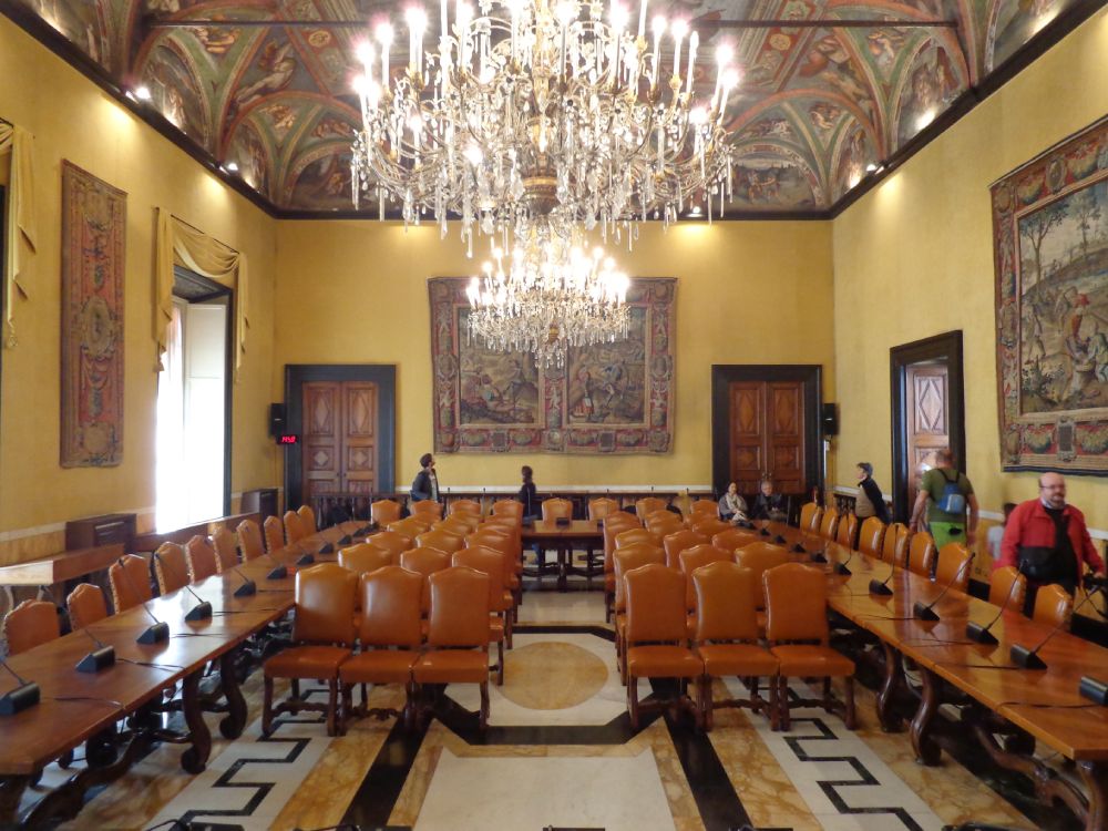 L'interno di Palazzo Doria Spinola a Genova, sede della Prefettura