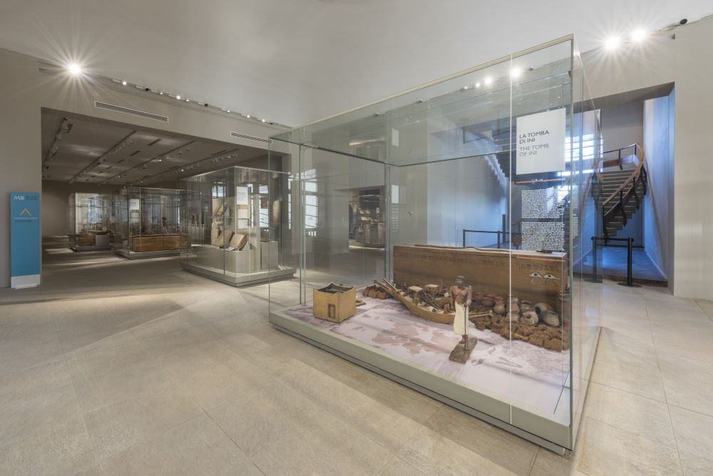 Sala con reperti del Medio Regno, foto Museo Egizio Torino