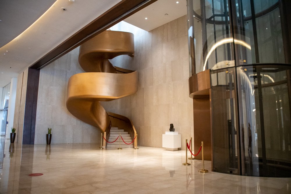 Interno dell'Etihad Museum a Dubai