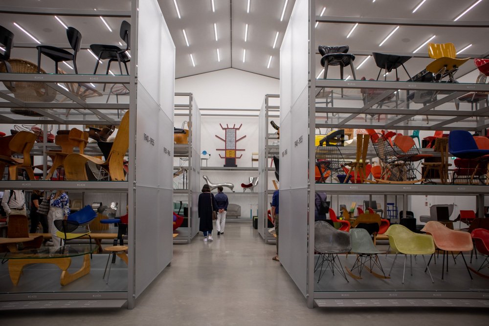 Interno del Vitra Shaudepot al Vitra Campus di Weil am Rhein in Germania