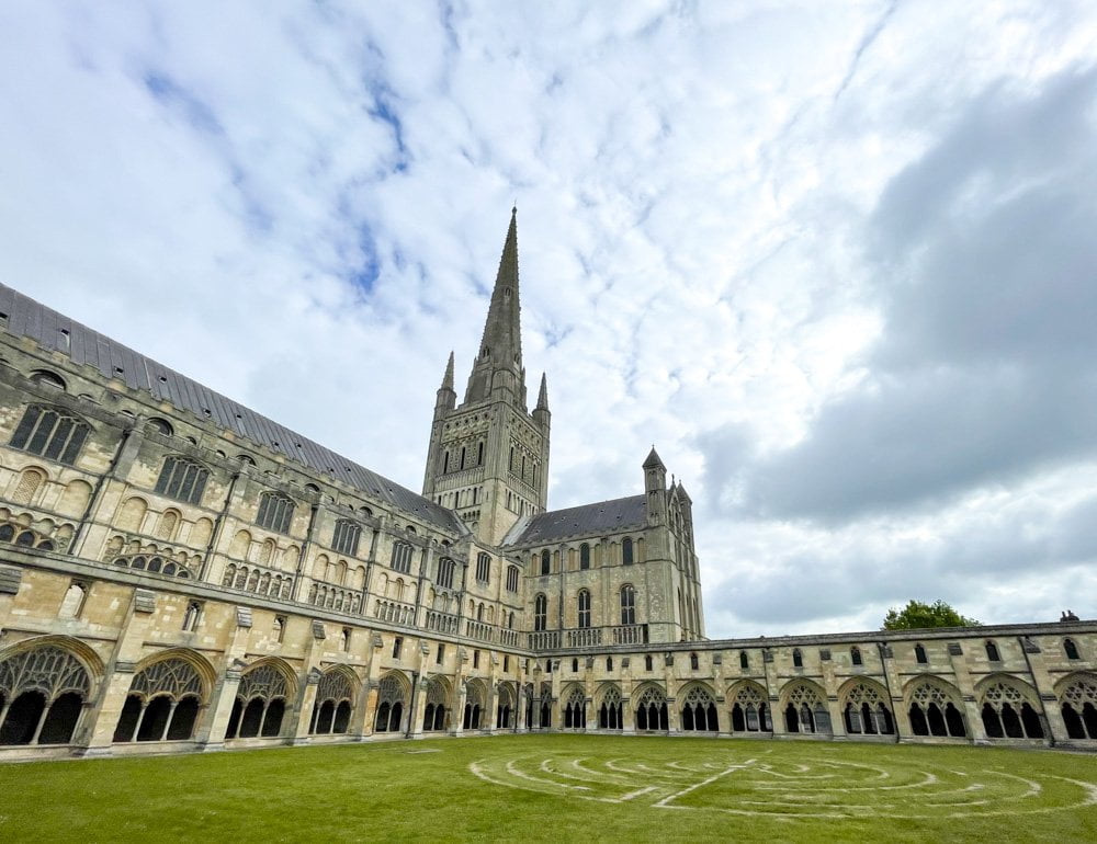 Il chiostro della Cattedrale di Norwich
