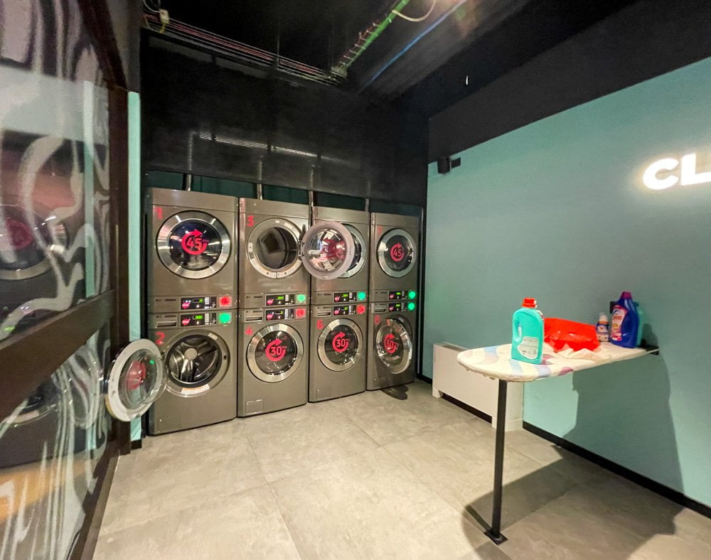 Lavanderia dell'hotel-studentato CX Belfiore a Torino