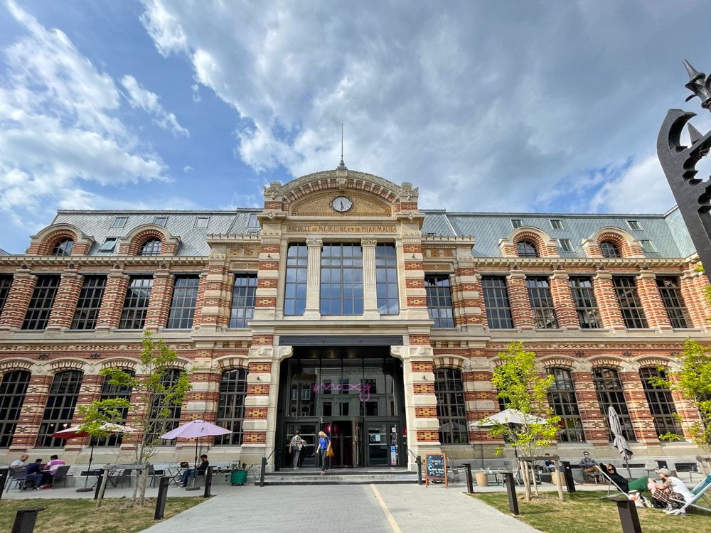 Facciata dell'hotel Moxy Lille City