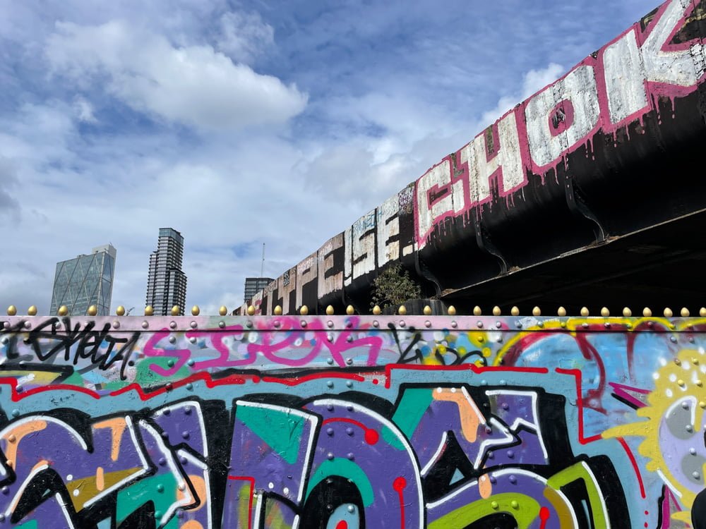 Steet art nel quartiere di Brick Lane, Londra