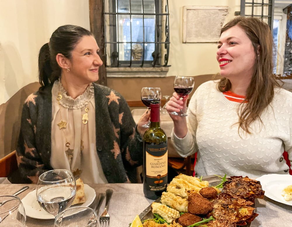 Raffaella Bertolin e Paola Bertoni al ristorante Il Giardino Romano di Roma