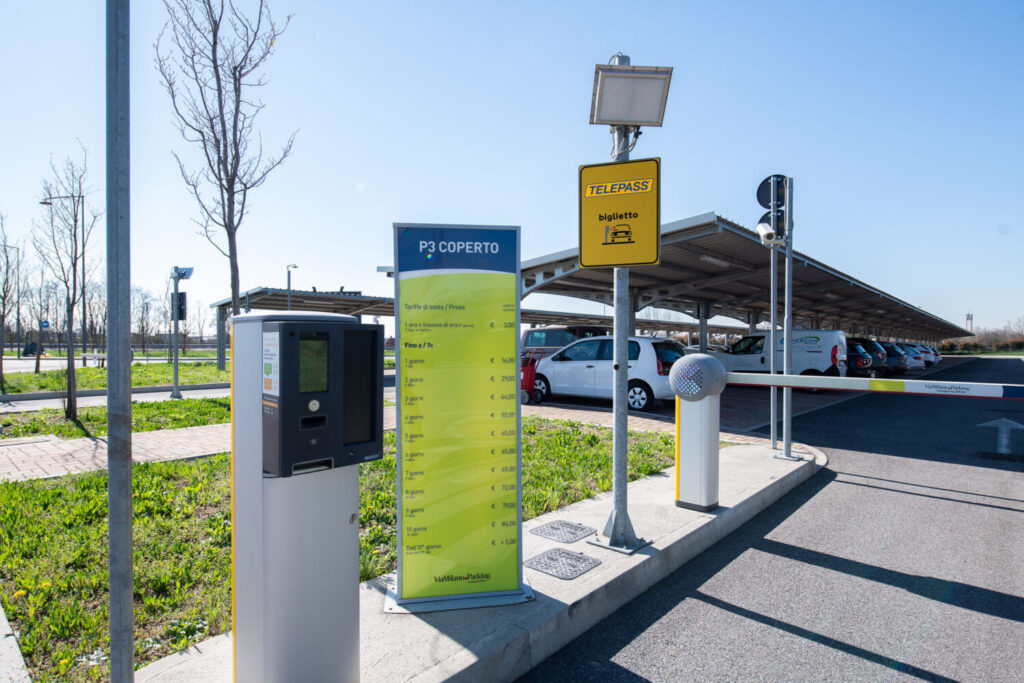 Accesso al parcheggio P3 dell'aeroporto di Bergamo Orio al Serio