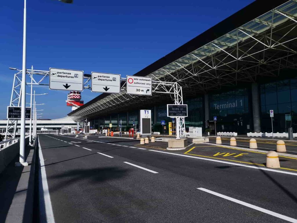 Accesso ai terminal dell'aeroporto Leonardo da Vinci Roma Fiumicino