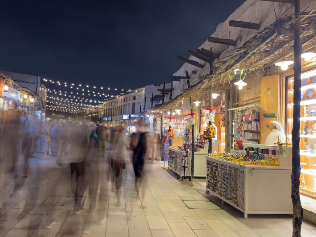 Souq Waqif, Doha, di sera