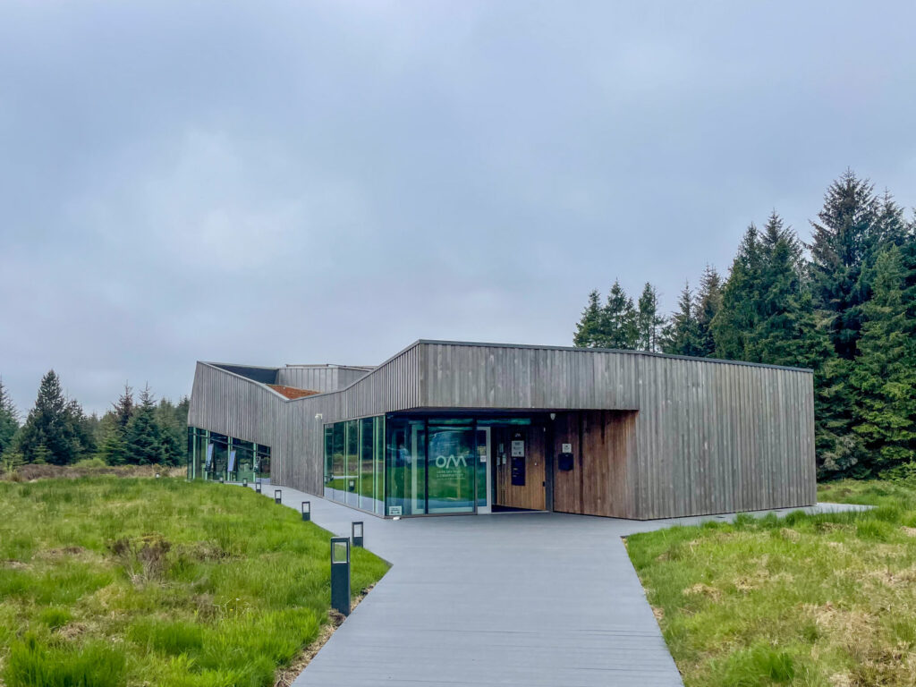 Esterno dell'Osservatorio OM Dark Sky Park a Omagh, Irlanda del Nord