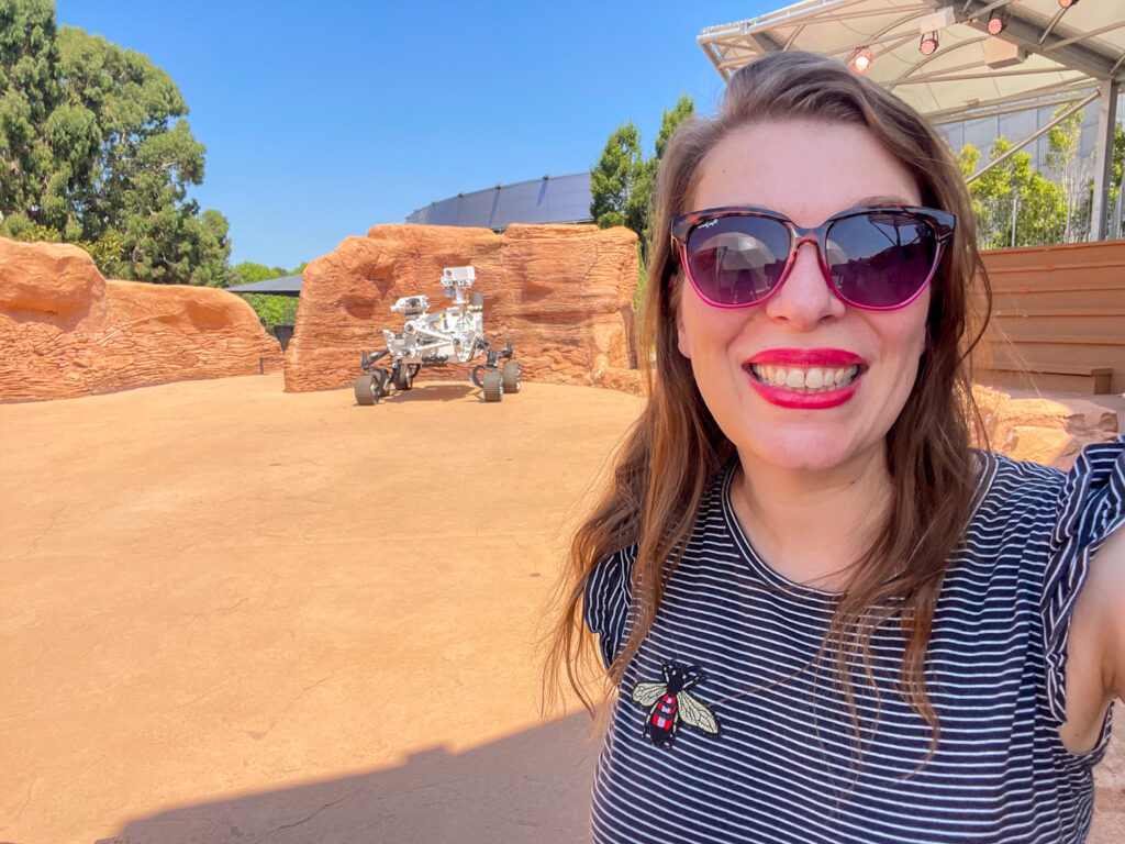 Paola Bertoni nello spazio di Marte alla Cité de l'Espace di Tolosa