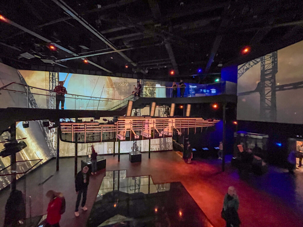 Installazione multimediale al museo Titanic Belfast