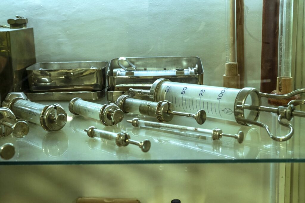 Siringhe utilizzate quando l'Ospedale nella Roccia di Budapest era in funzione