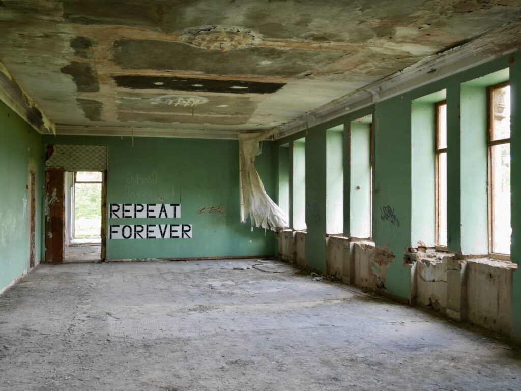 Street art nel sanatorio sovietico abbandonato Iveria a Tskaltubo