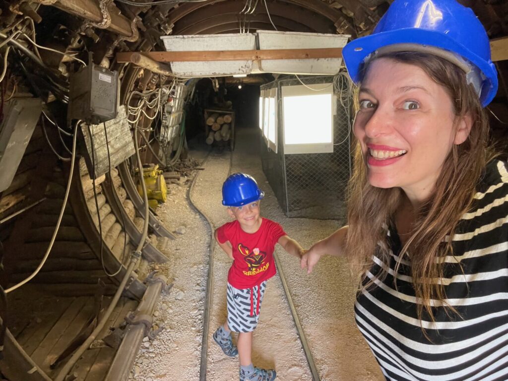Paola e Ben Bertoni al Museo Minerario di Oroszlány, in Ungheria