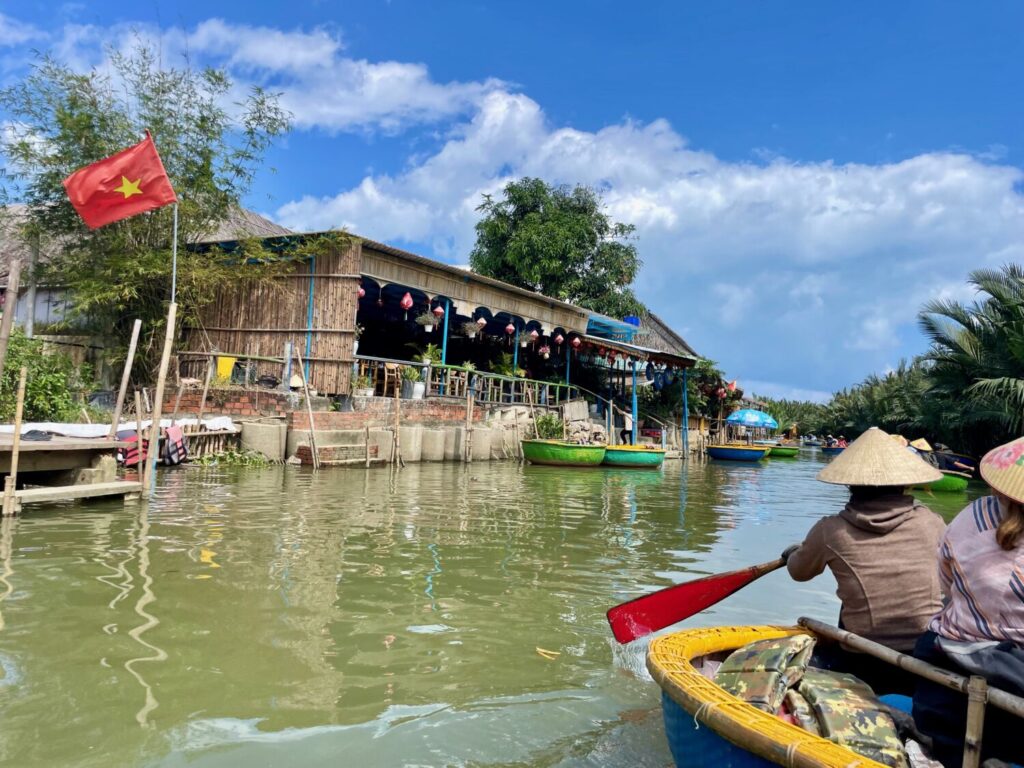 Escursione sulla barca di bamboo a Cam Thanh, nei dintorni di Hoi An