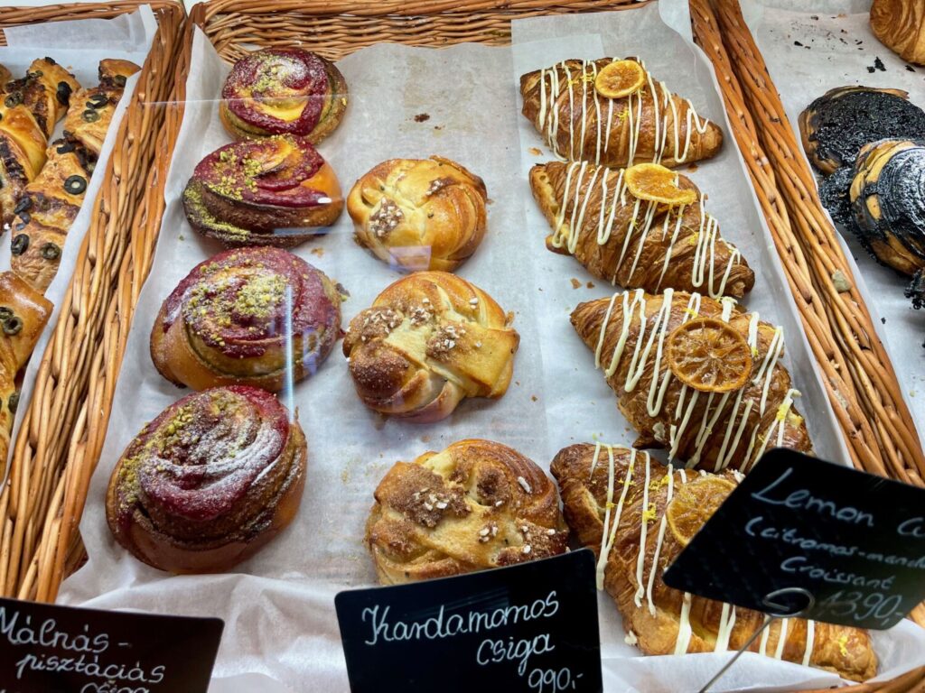 Brioches della panetteria Emmaroz di Szeged, Ungheria