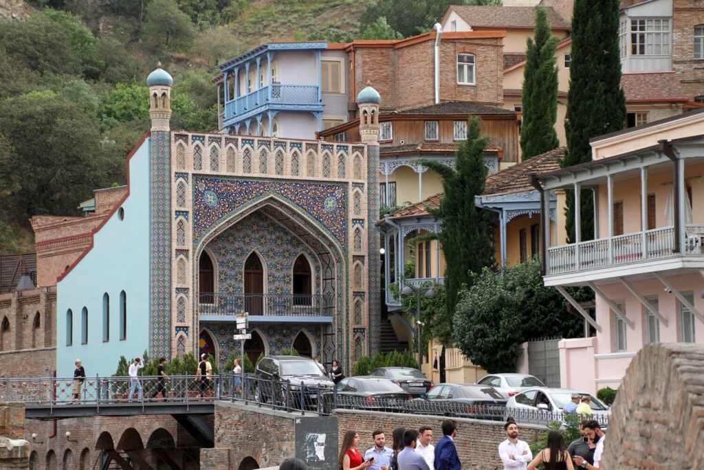 Facciata dello stabilimento termale Chreli Abano di Abanotubani, Tbilis