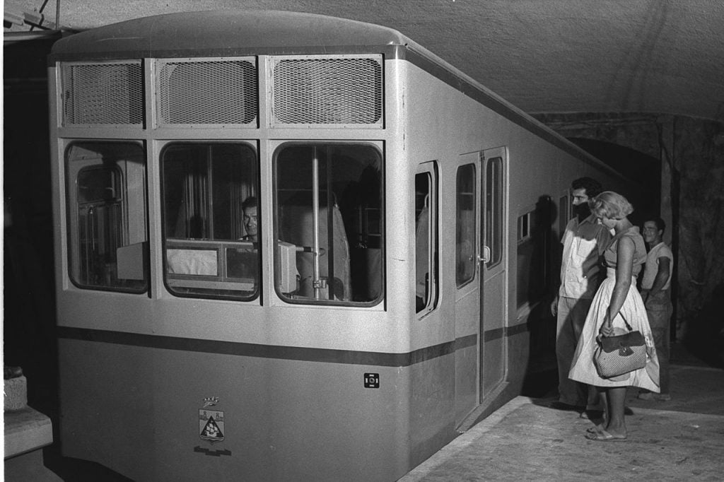 Inaugurazione Carmelit Haifa