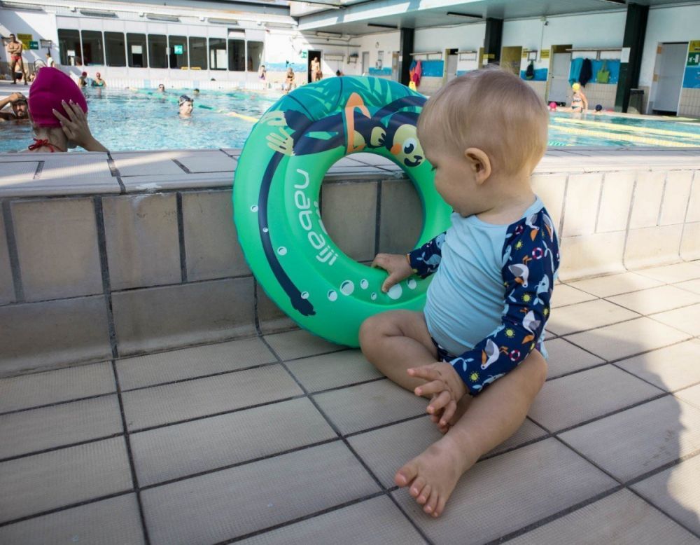 Britalian baby in piscina a Torino con il set nuoto Bambino Mio