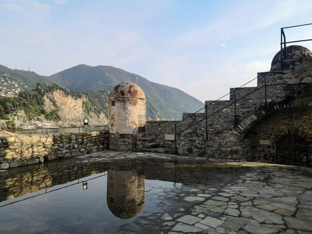 Terrazza panoramica del Castello della Dragonara a Camogli