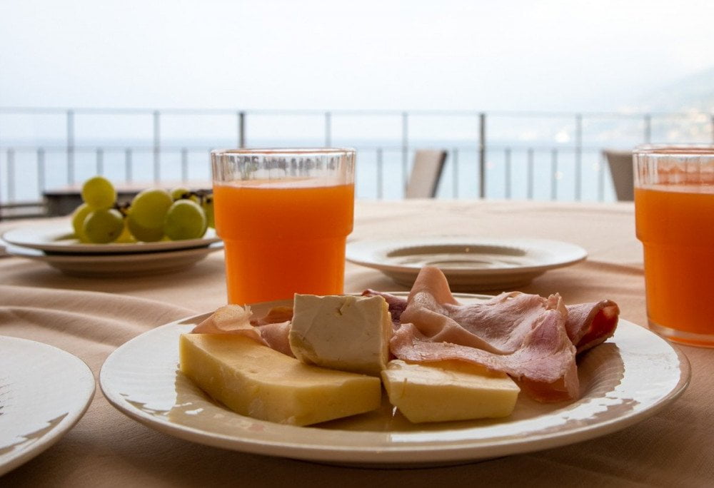 Colazione all'hotel Cenobio dei Dogi di Camogli