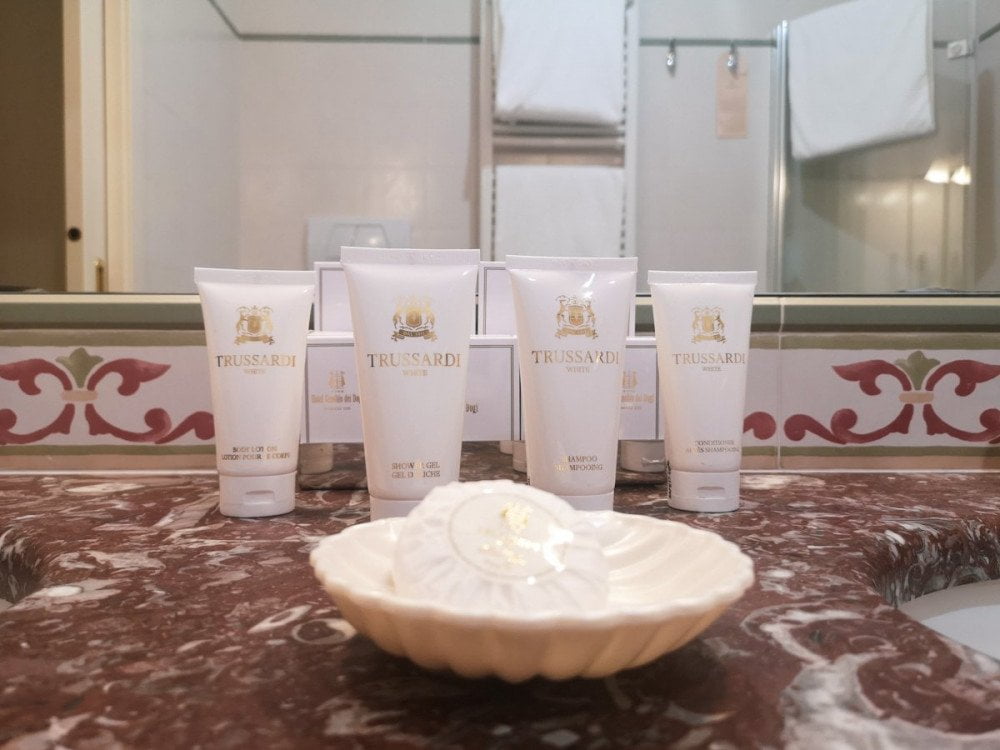 Vanity kit in camera dell'hotel Cenobio dei Dogi di Camogli