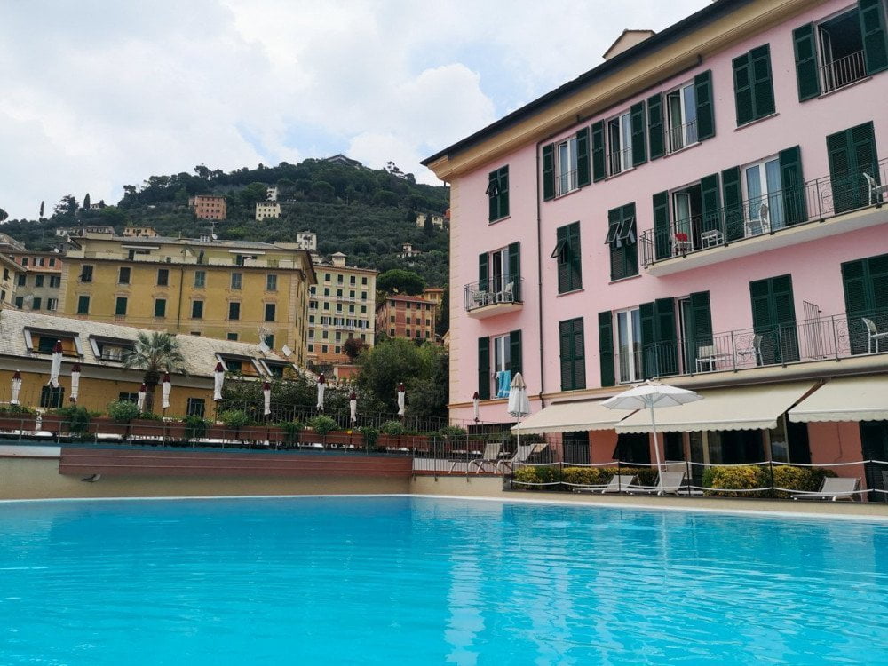 Piscina di acqua salata dell'hotel Cenobio dei Dogi di Camogli