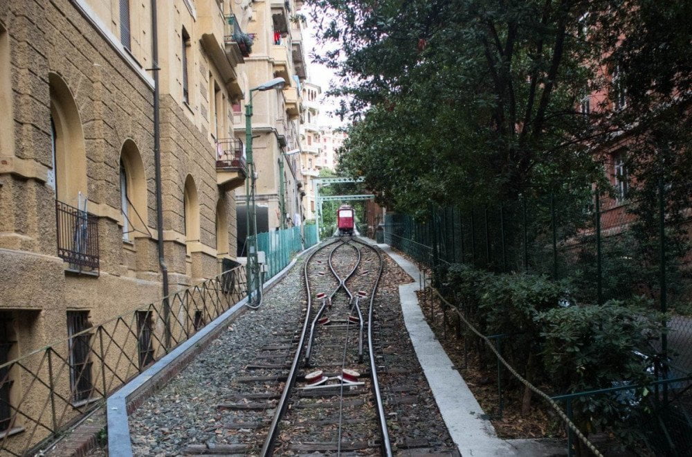 Binari della funicolare Sant'Anna a Genova