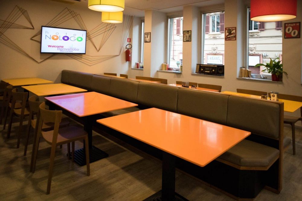 Sala colazione dell'Hotel Nologo a Genova