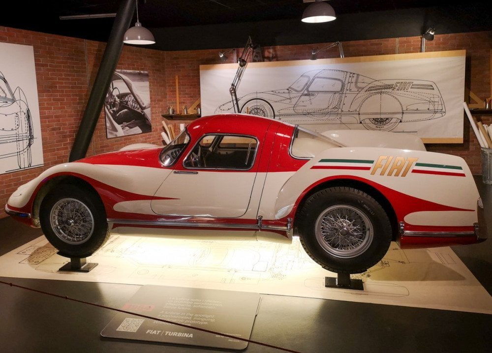 Prototipo dell'auto Fiat Turbina al Museo dell'Automobile di Torino
