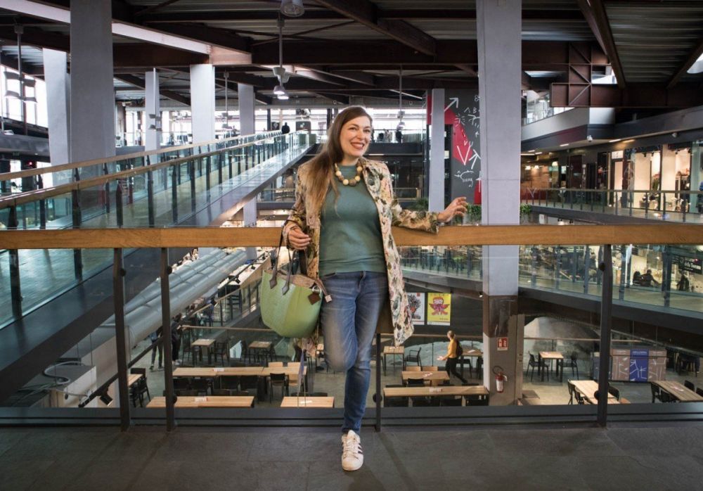 Paola Bertoni al Mercato Centrale a Torino con borsa MyMia by Nuvita