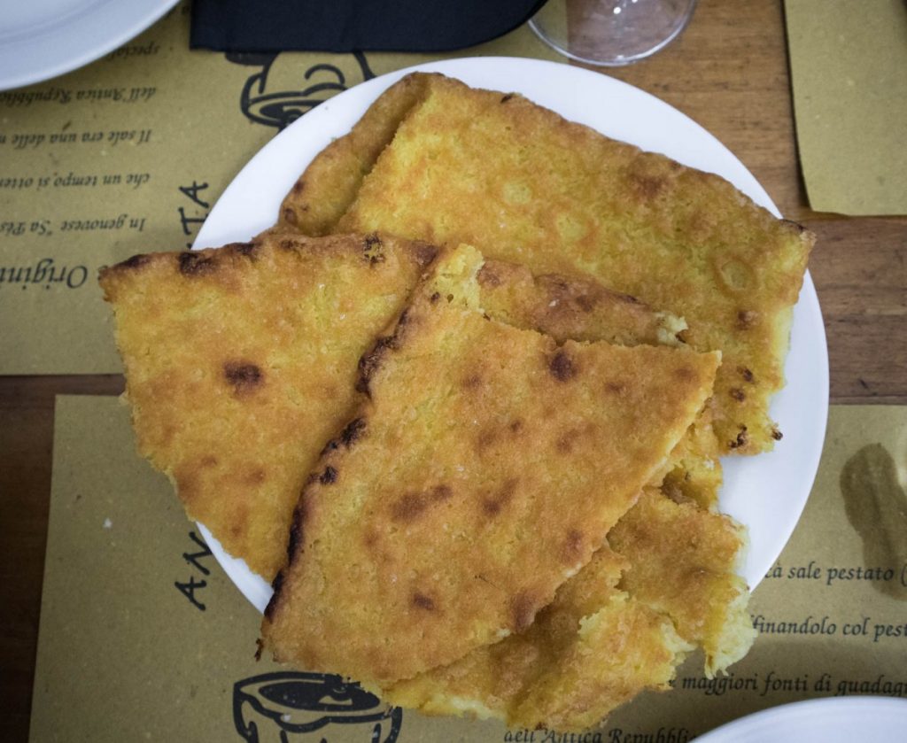 Farinata di Sa' Pesta a Genova