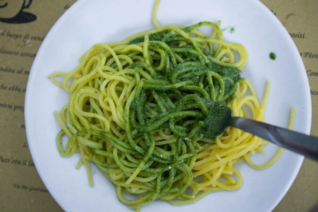 Tagliolini al pesto di Sa' Pesta a Genova