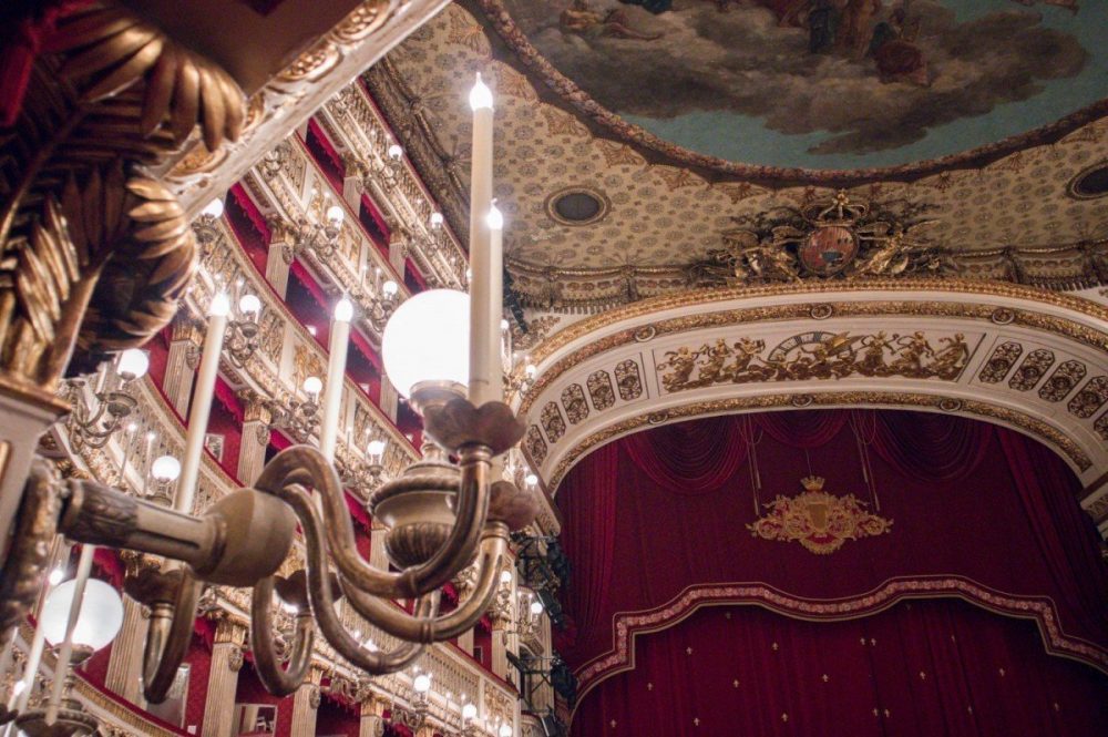 Interno del Teatro San Carlo di Napoli