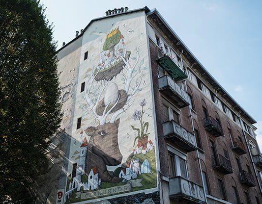 Murales Goal 11: Sustainable Cities and Communities di Ufo Cinque a Torino per il progetto di arte urbana TOward 2030